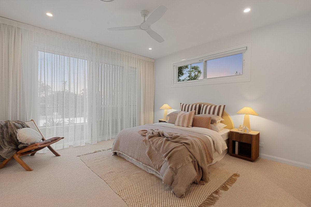 2/20 Walker Avenue Palm Beach 18