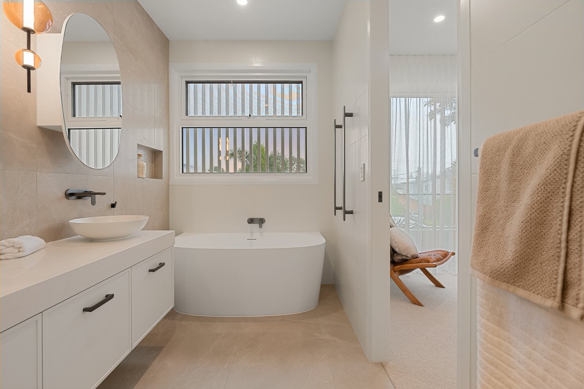 2/20 Walker Avenue Palm Beach 21