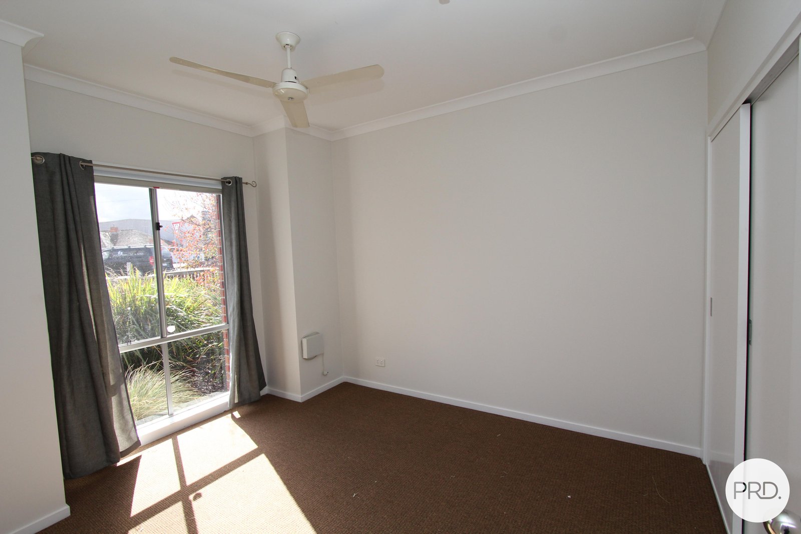 2/201 Humffray Street South BAKERY HILL 4