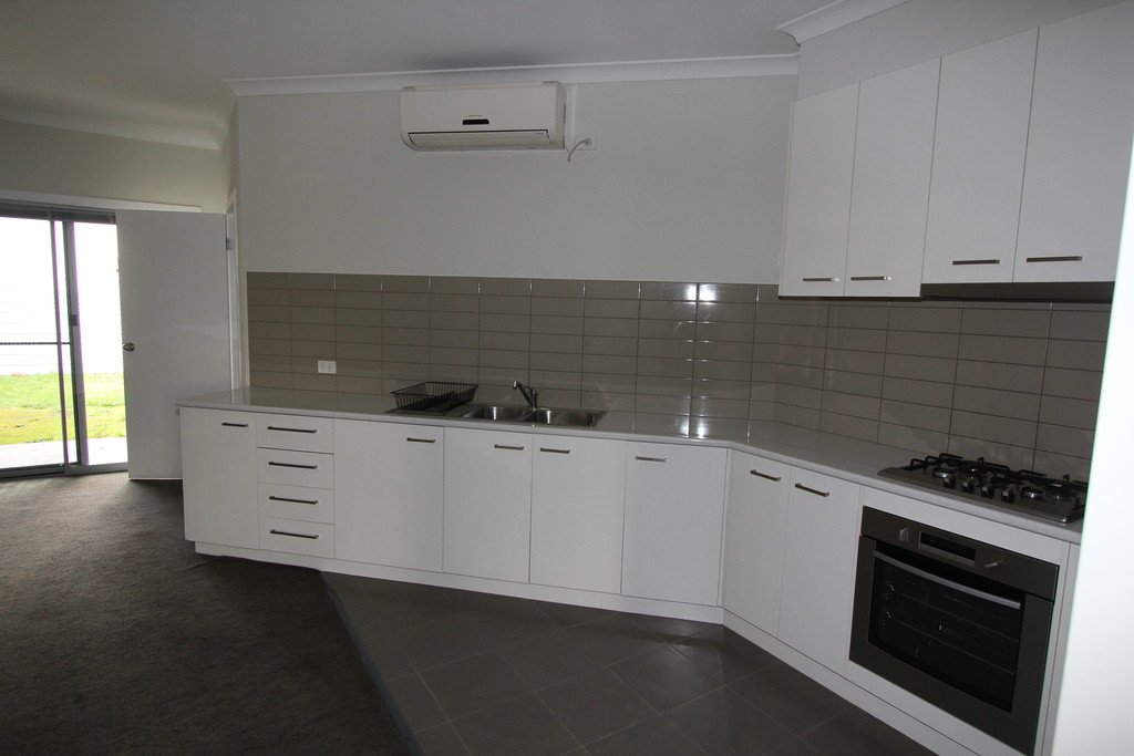 2/201 Humffray Street South BAKERY HILL 7