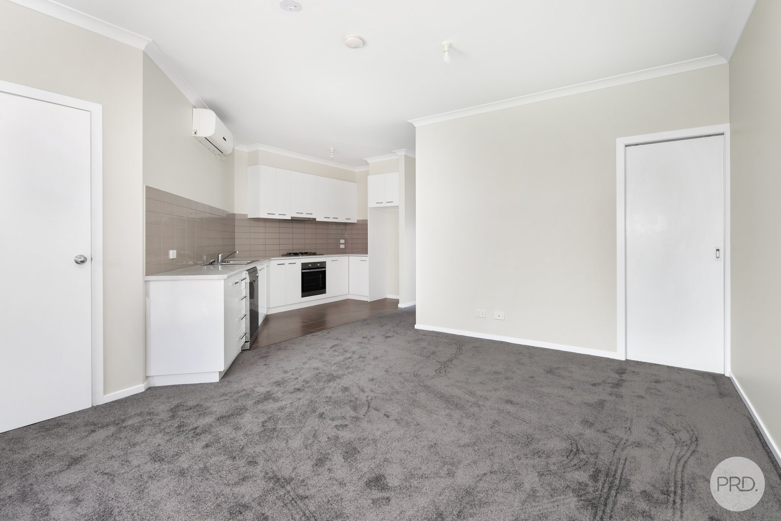 2/201 Humffray Street South BAKERY HILL 6