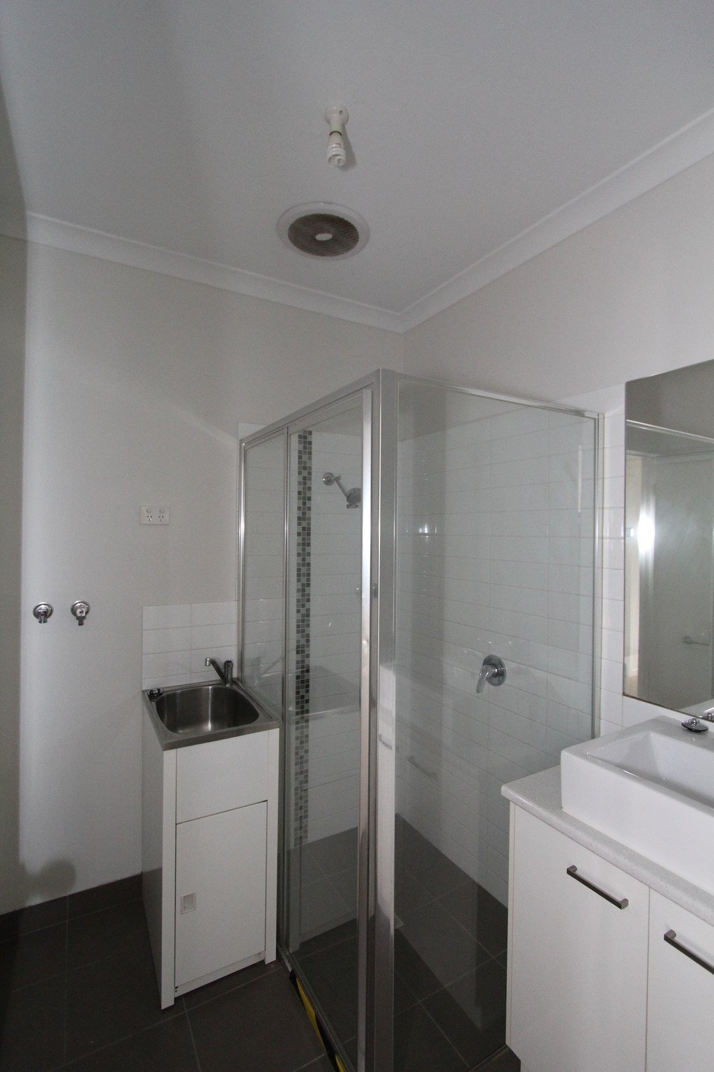 2/201 Humffray Street South BAKERY HILL 10