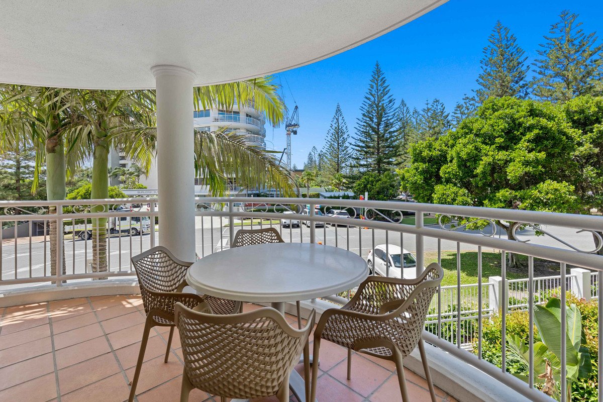 2201/220 The Esplanade Burleigh Heads 14
