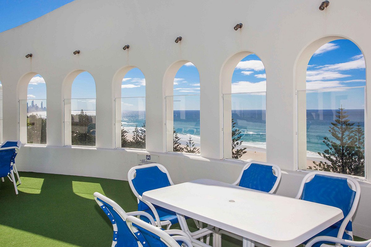 2201/220 The Esplanade Burleigh Heads 16