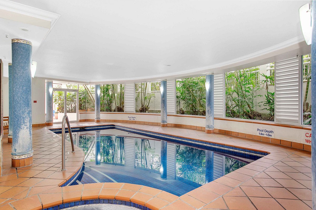 2201/220 The Esplanade Burleigh Heads 18