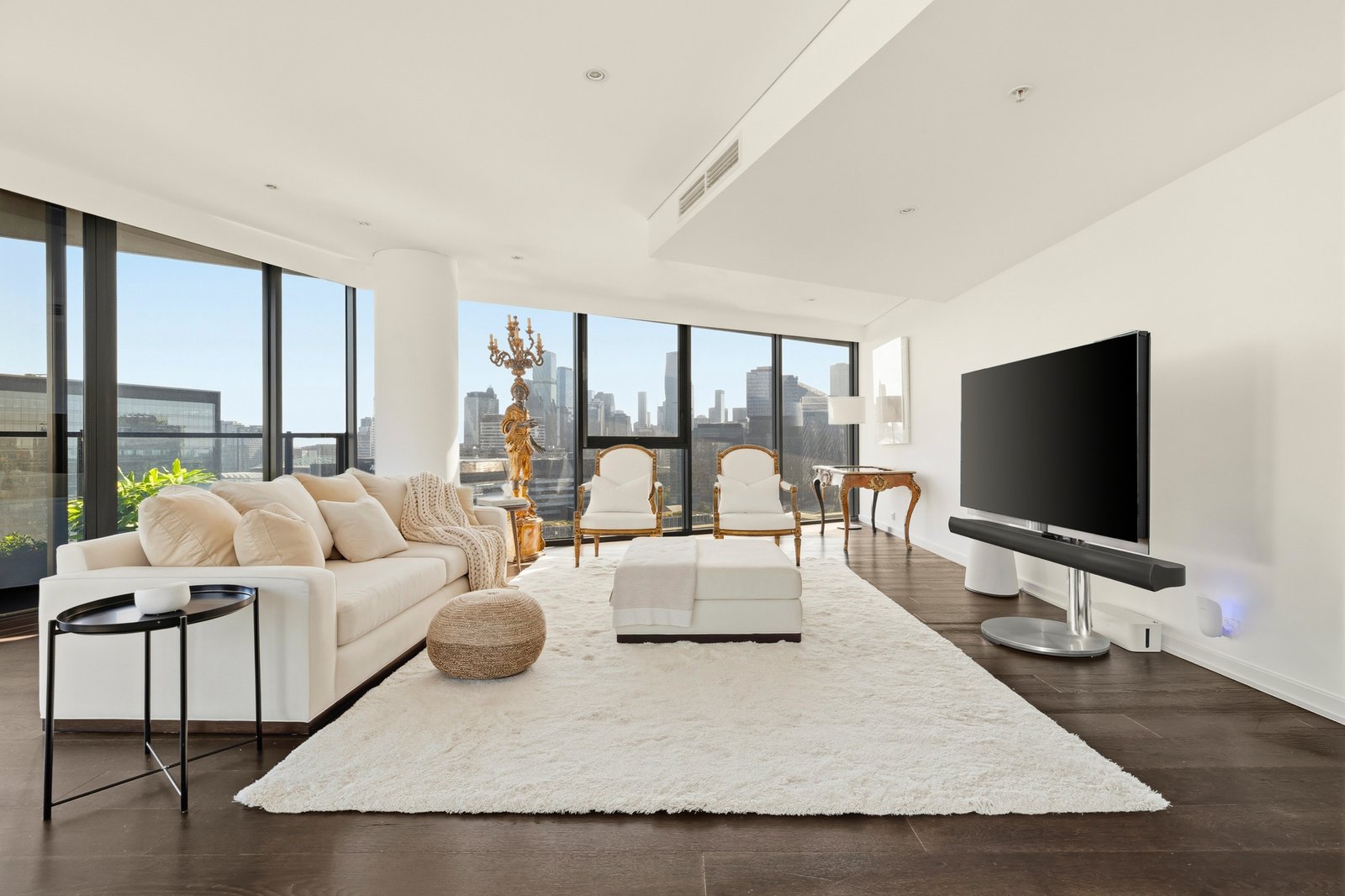 Gallery: 2201/90 Lorimer Street