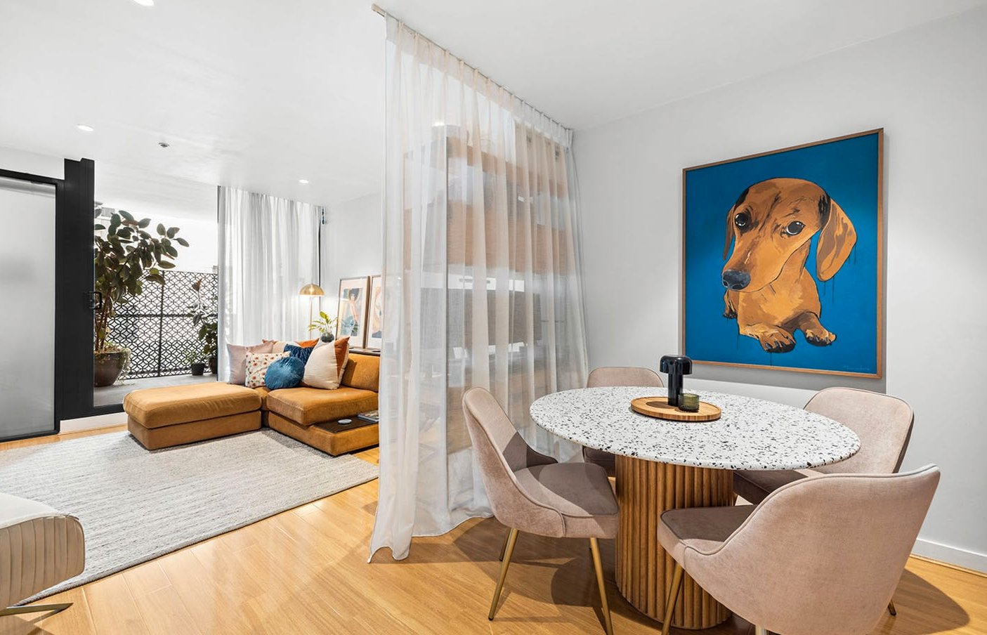 Gallery: 220/232-242 Rouse Street