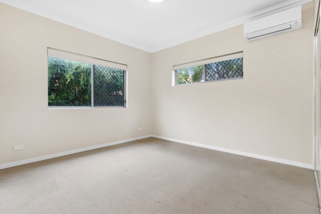 2/203 Melton Rd  NUNDAH 7