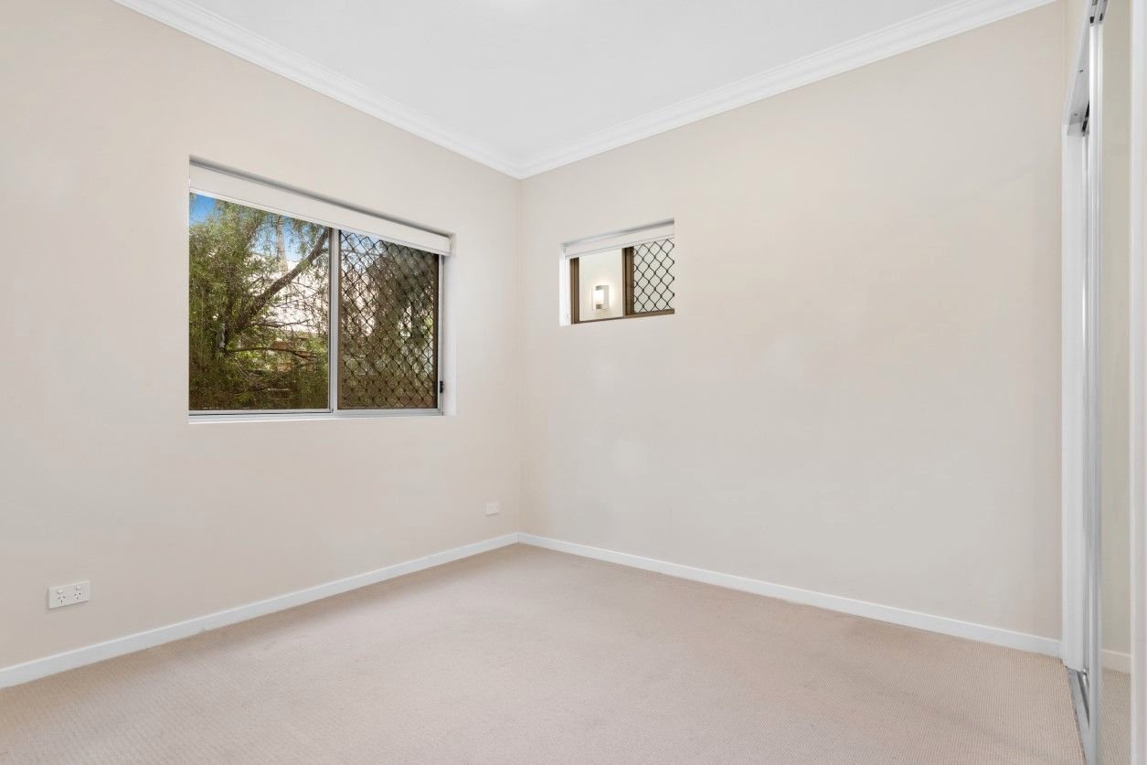 2/203 Melton Rd  NUNDAH 9
