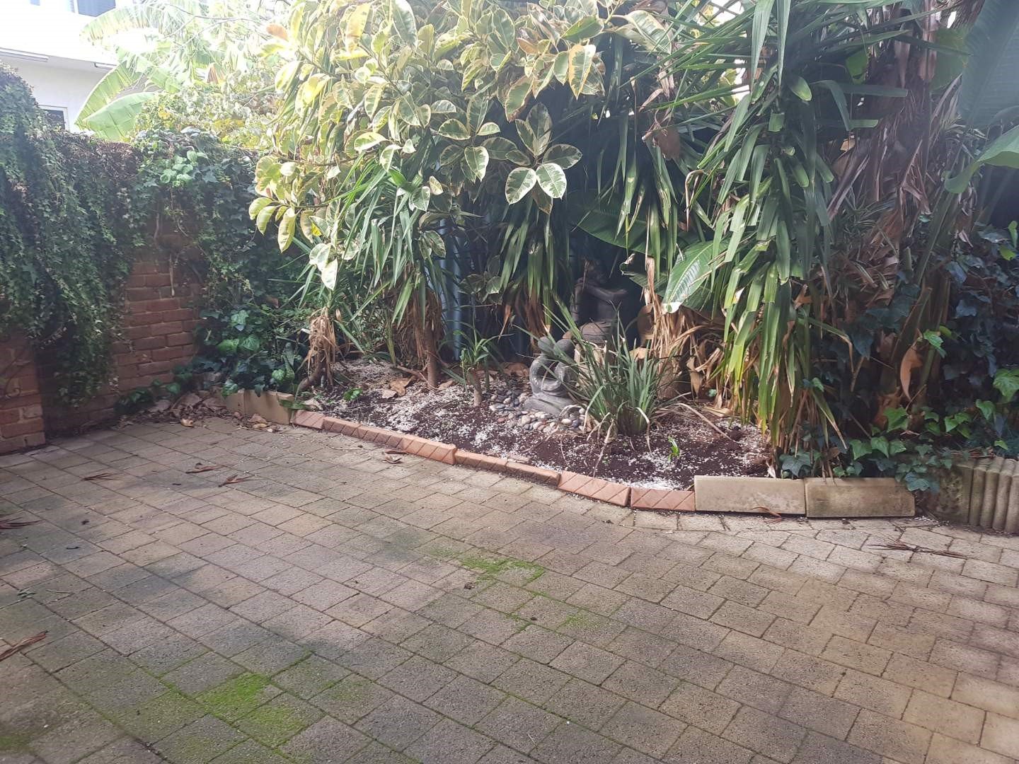 2/204 Melville Parade COMO 4