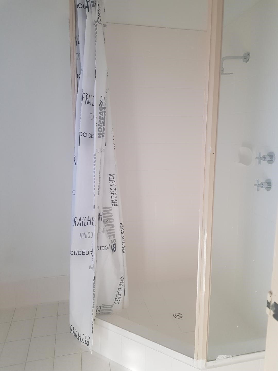 2/204 Melville Parade COMO 7