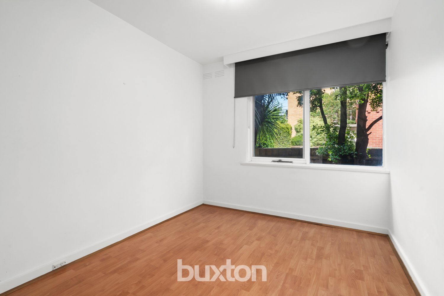Gallery: 2/205 Dandenong Road
