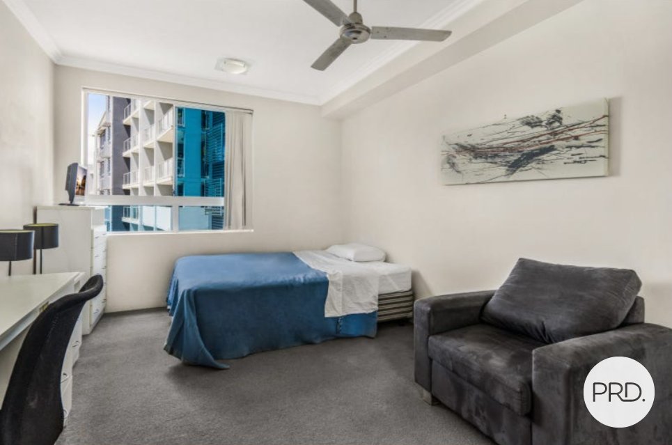 2205A/3 Main Street VARSITY LAKES 3