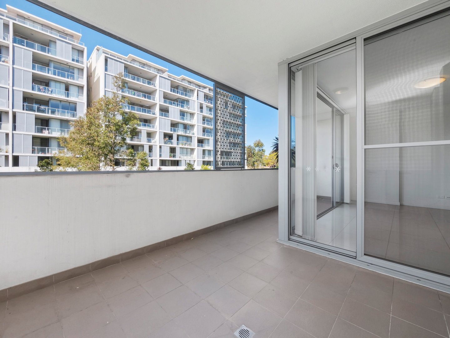 2206/39 Rhodes Street HILLSDALE 3