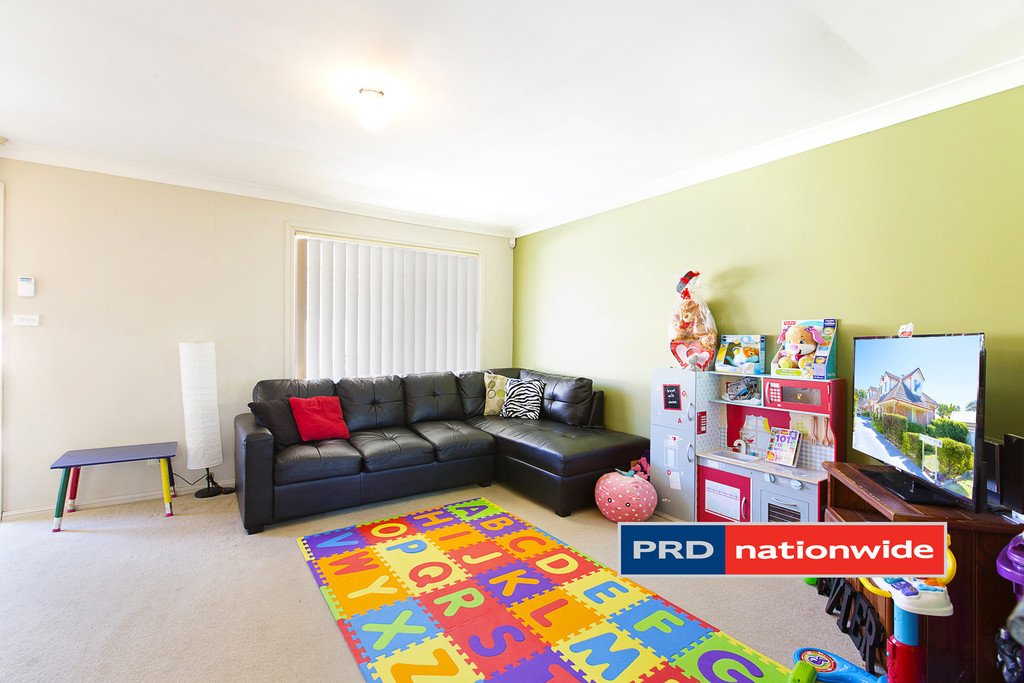 2/207 Jamison Road PENRITH 4