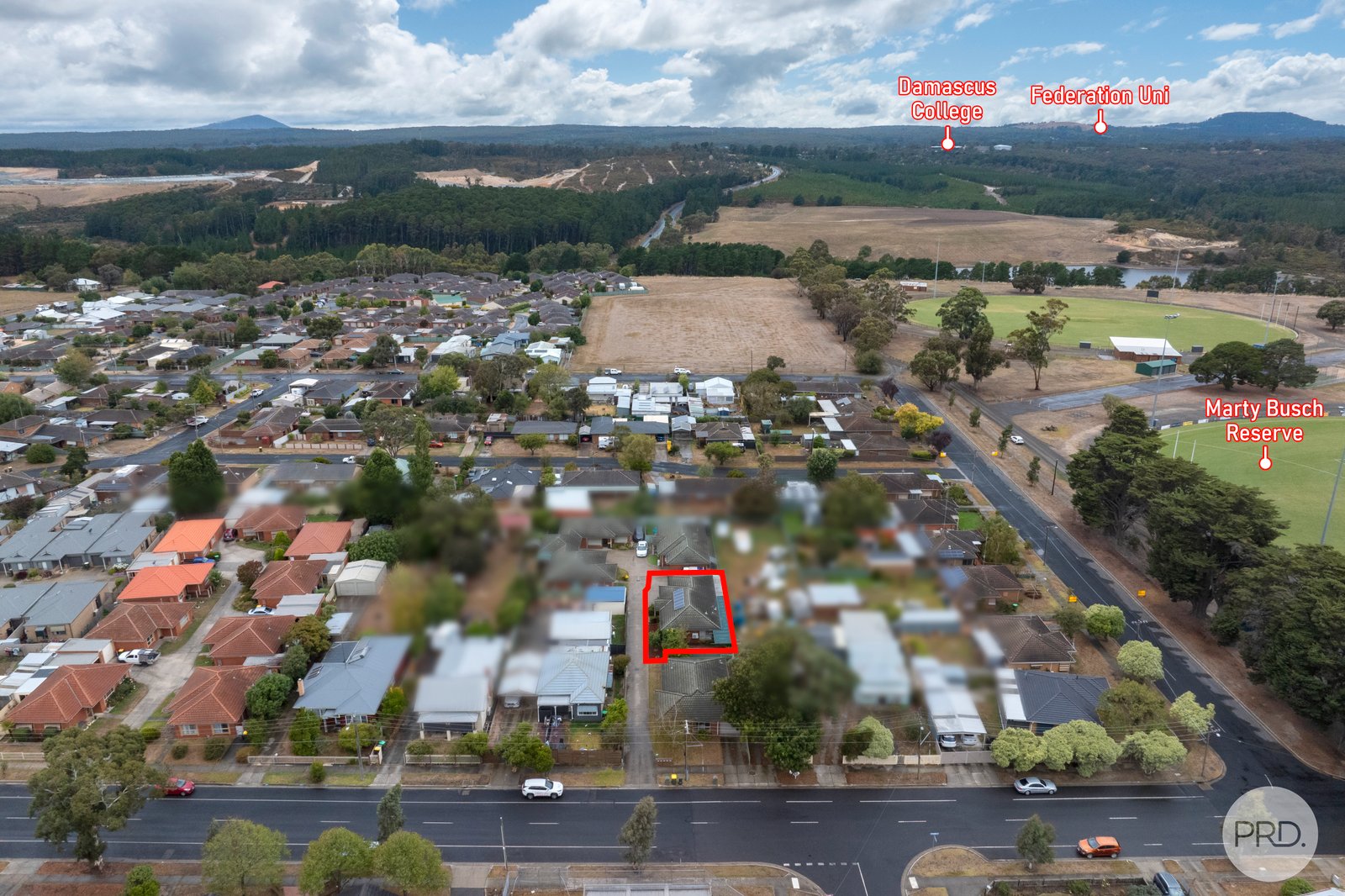2/207 Yarrowee Street SEBASTOPOL 17
