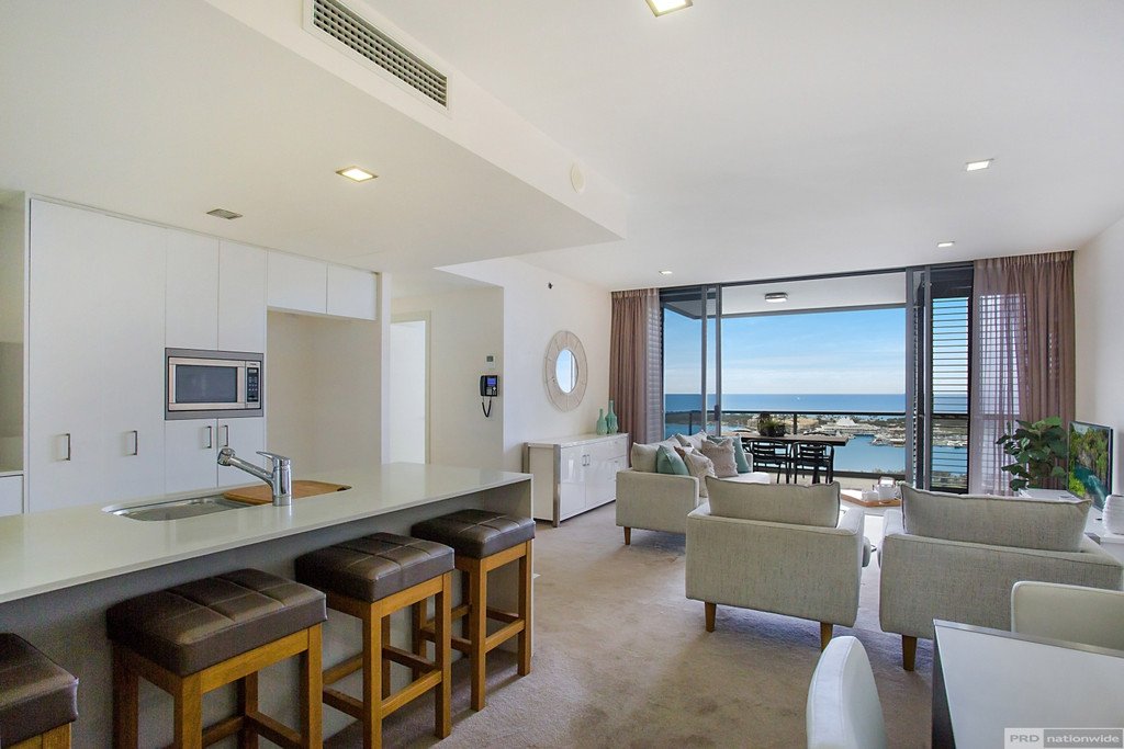 2207/34 Scarborough Street SOUTHPORT 2