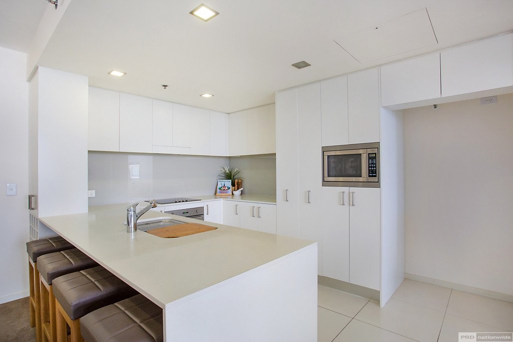 2207/34 Scarborough Street SOUTHPORT 5