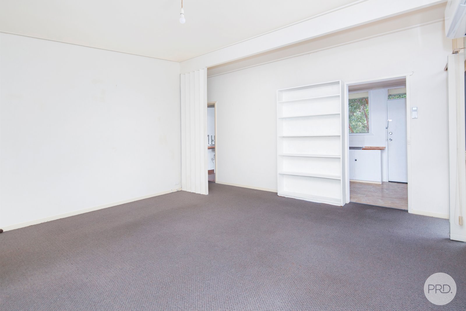2/208 Eddy Ave  MOUNT HELEN 4