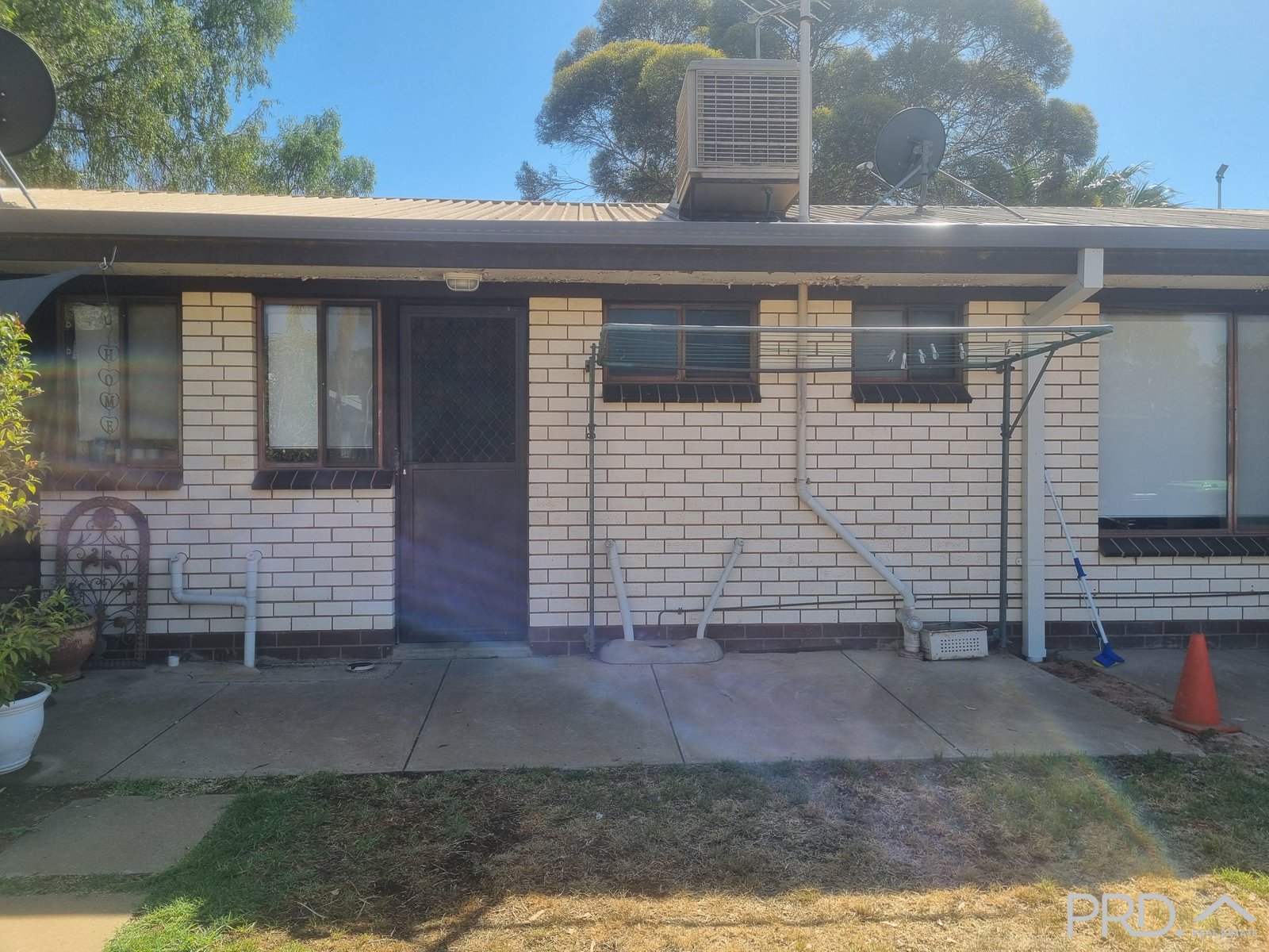 2/2088 Fifteenth Street IRYMPLE 10