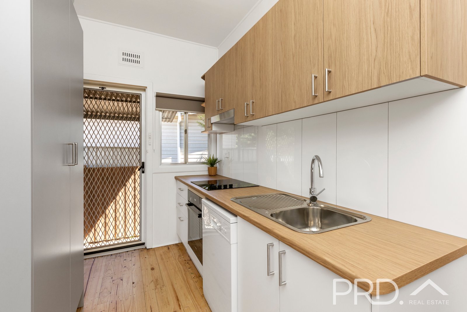 2/209 Capper Street TUMUT 2