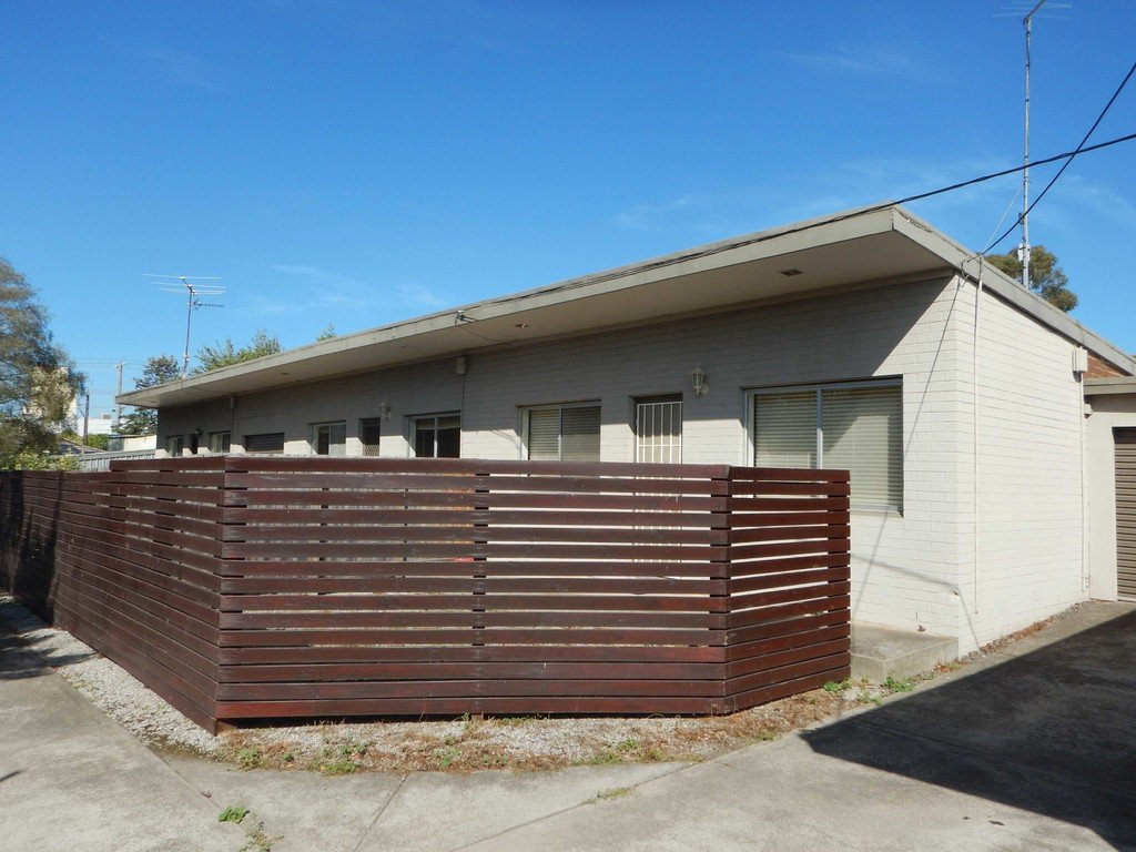 2/209 Lonsdale Street REDAN 2