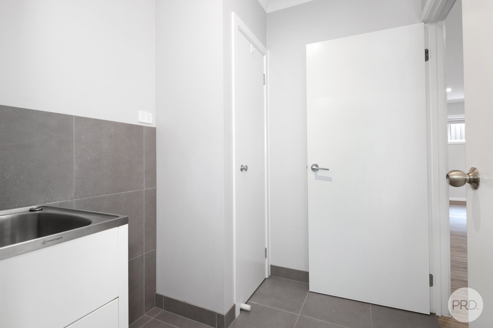 2/209 Tinworth Avenue MOUNT CLEAR 11