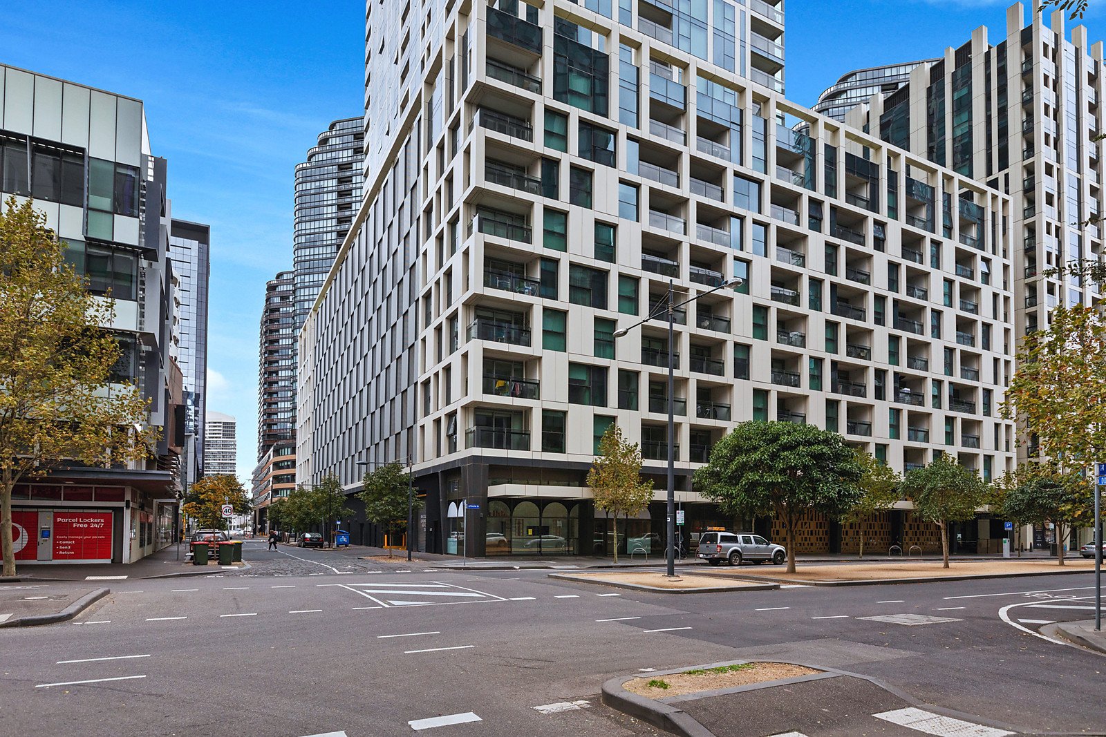 2209E/888 Collins Street, Docklands VIC 3008