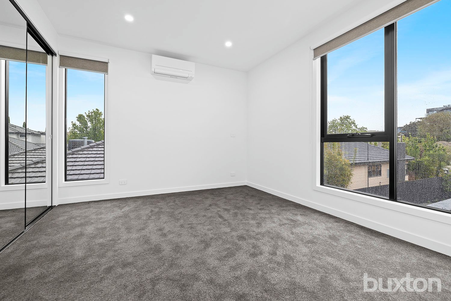 Gallery: 2/20A King Street
