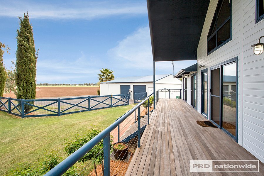 221-259 King George V Avenue TAMWORTH 4