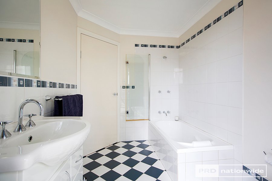 221-259 King George V Avenue TAMWORTH 17