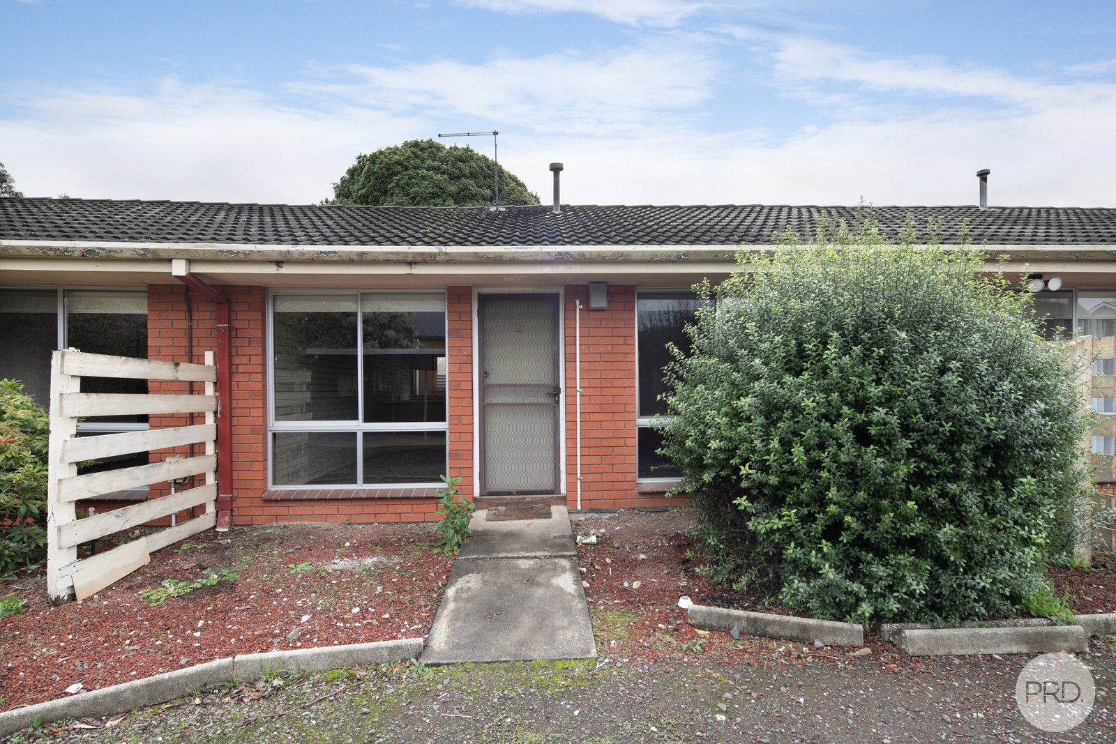 2/21 Ainley Street BROWN HILL 1