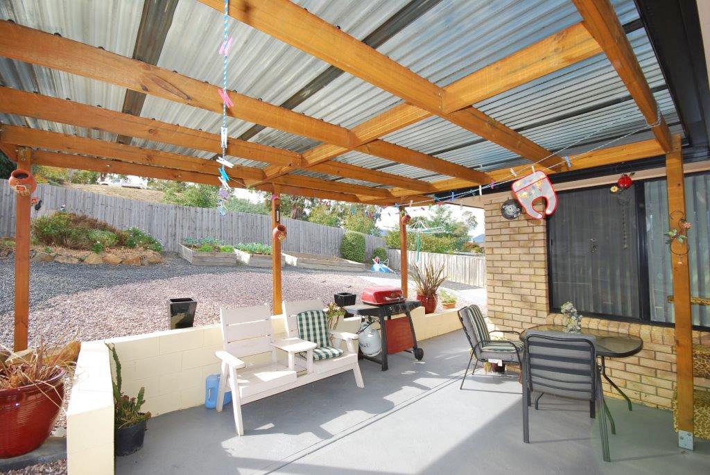 221 Back River Road NEW NORFOLK 4