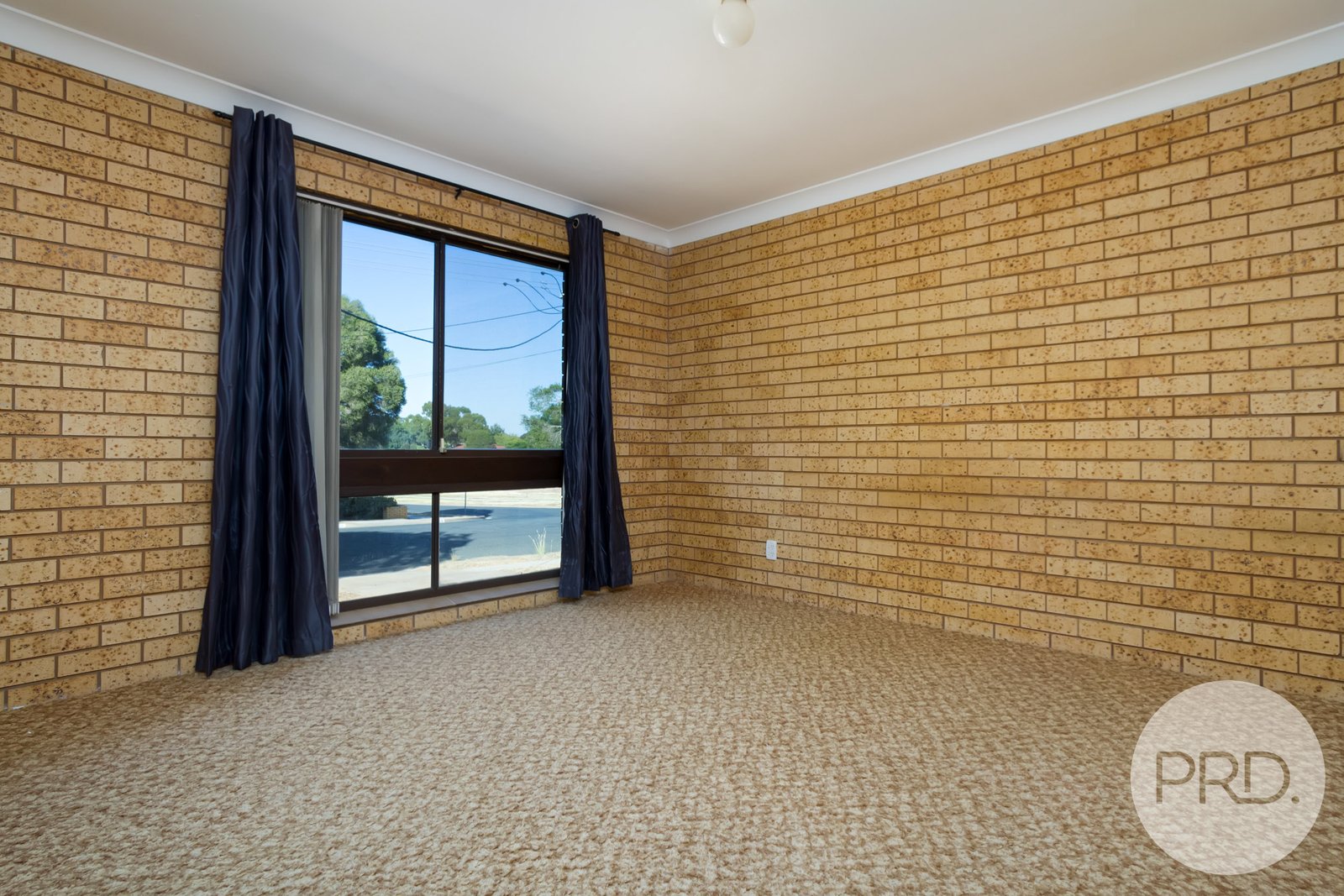 2/21 Brunskill Avenue FOREST HILL 6