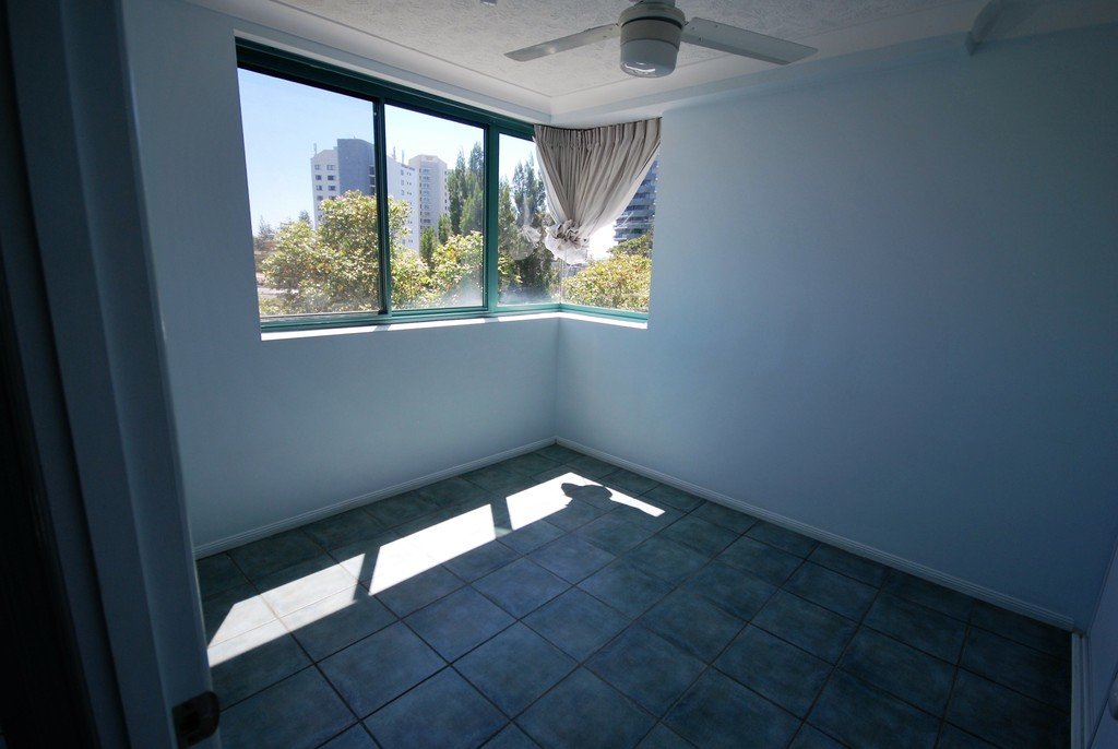 22/1 Burleigh St BURLEIGH HEADS 11