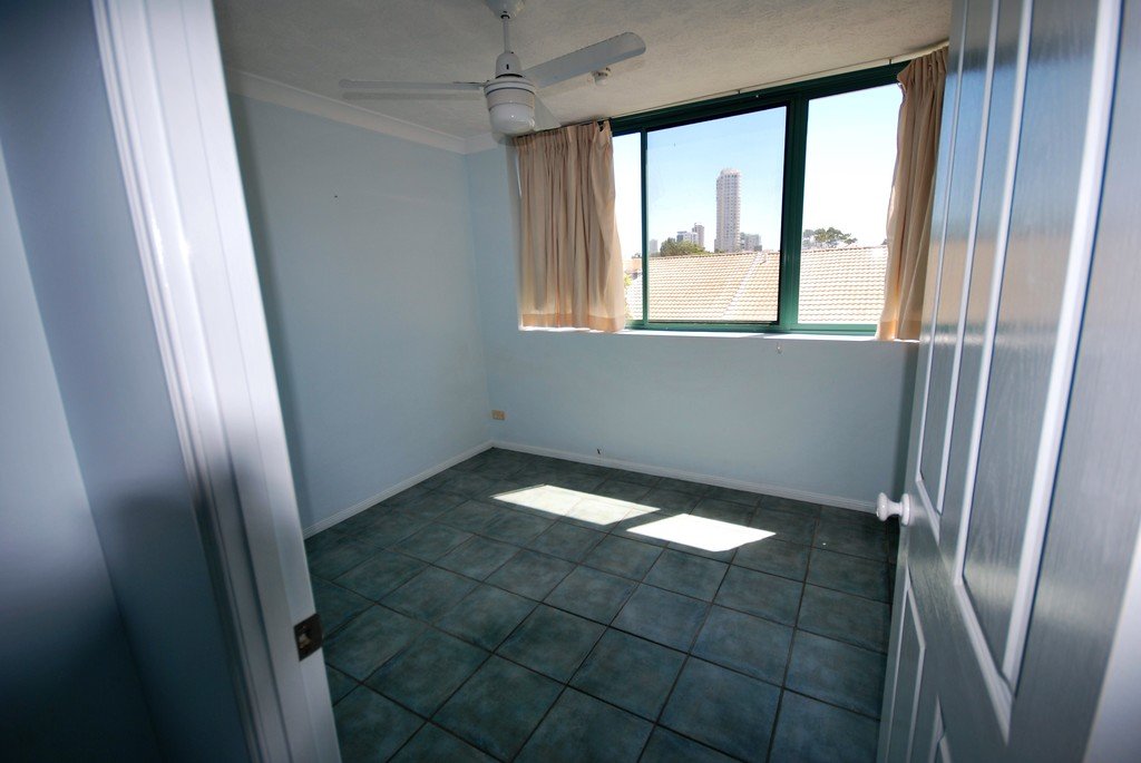 22/1 Burleigh St BURLEIGH HEADS 12