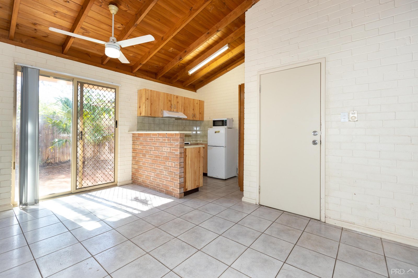 22/1 Charles Road CABLE BEACH 3