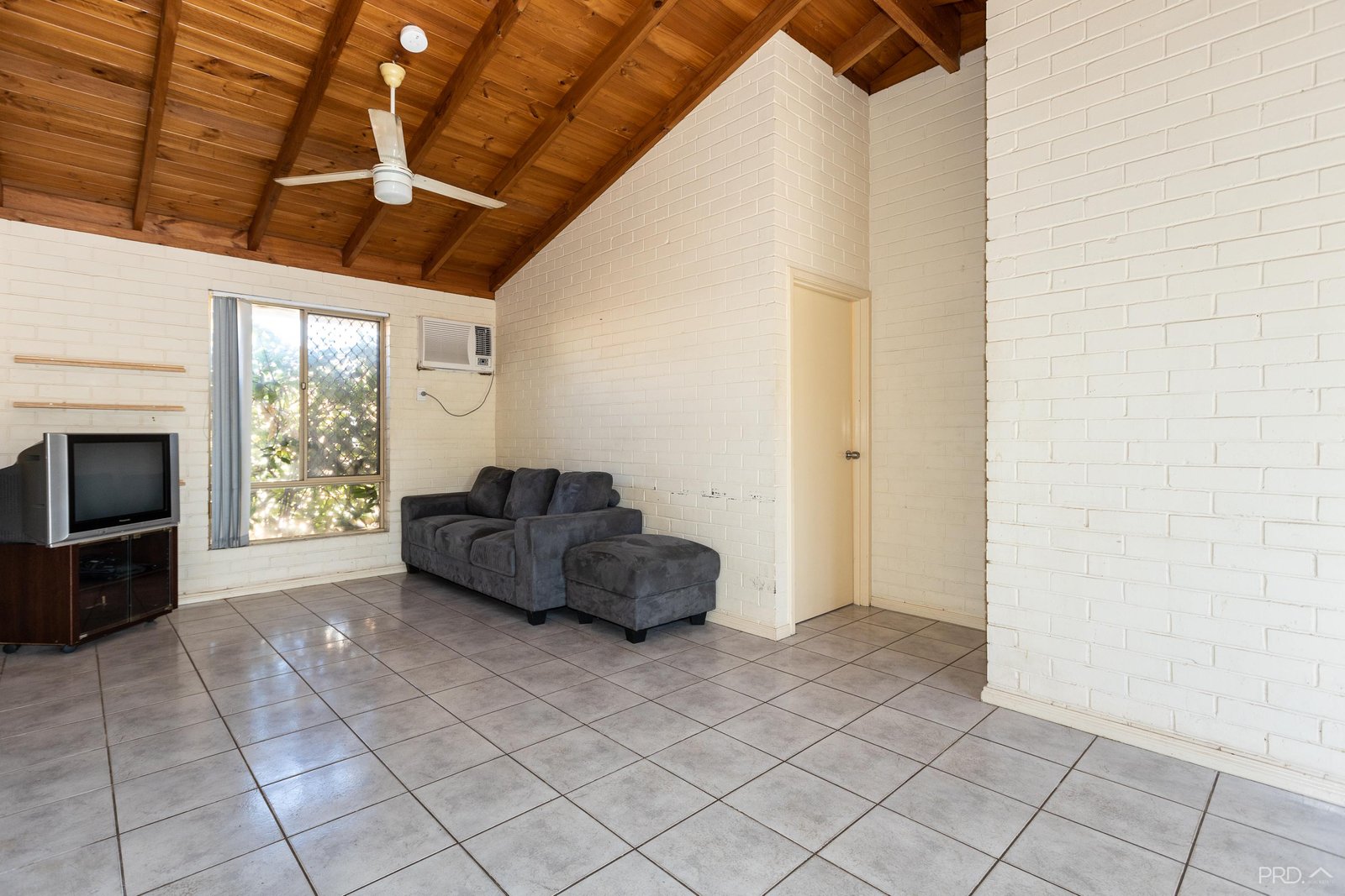 22/1 Charles Road CABLE BEACH 11