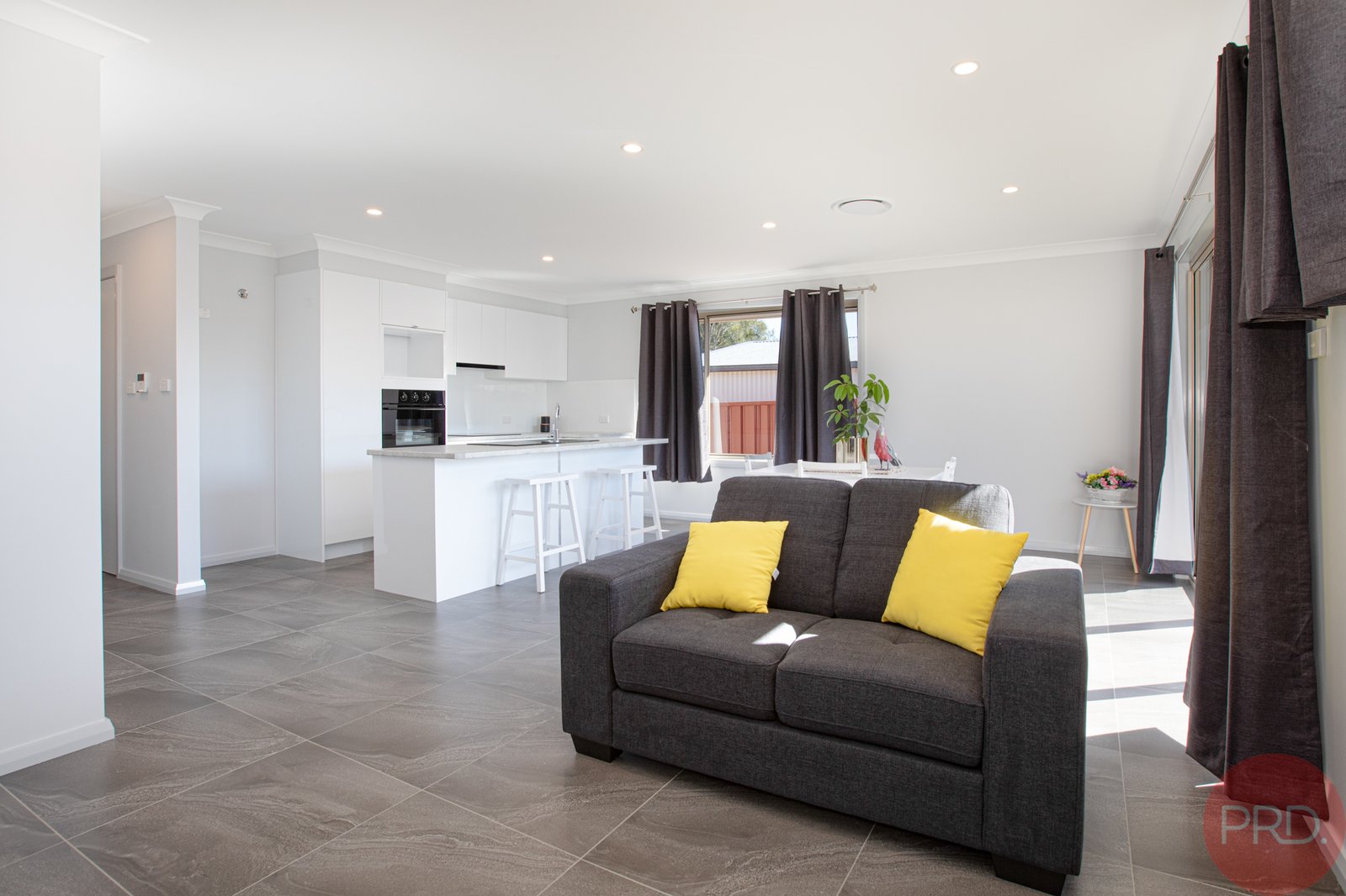2/21 Clift Street GRETA 5