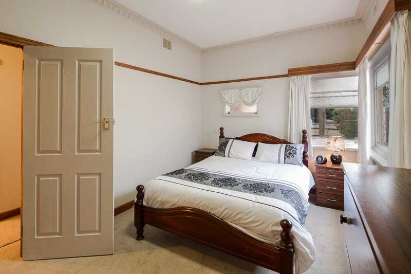 221 Clyde Street SOLDIERS HILL 13