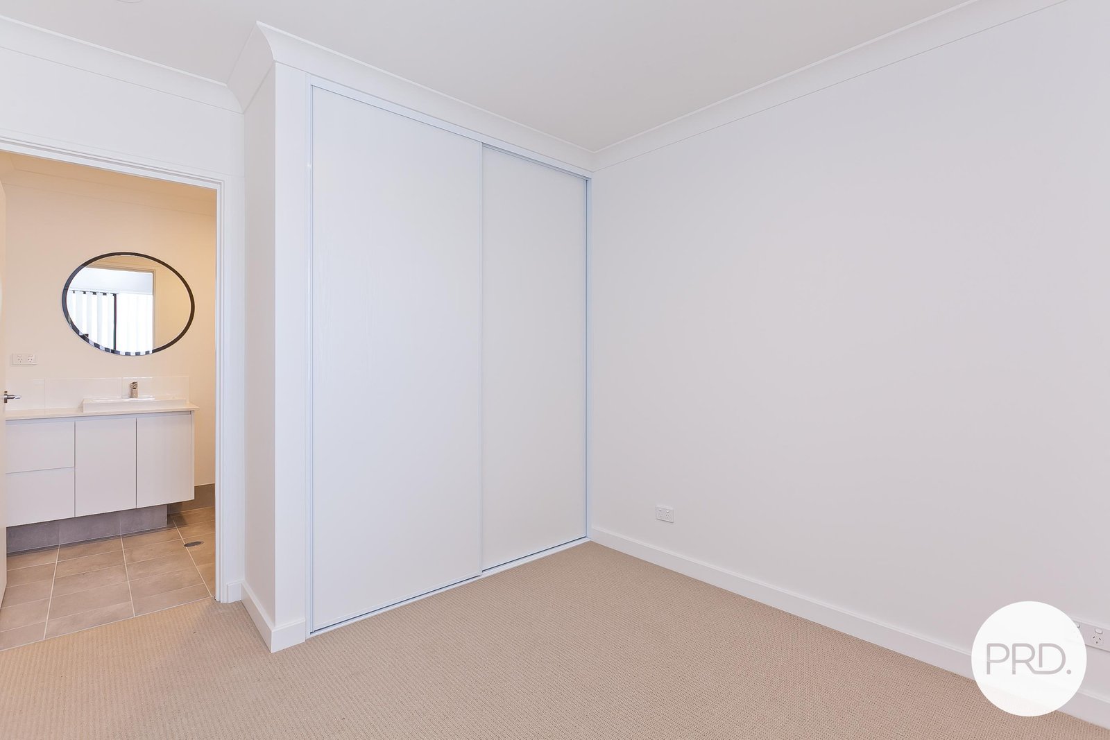 22/1 Glenariff Boulevard CANNING VALE 8