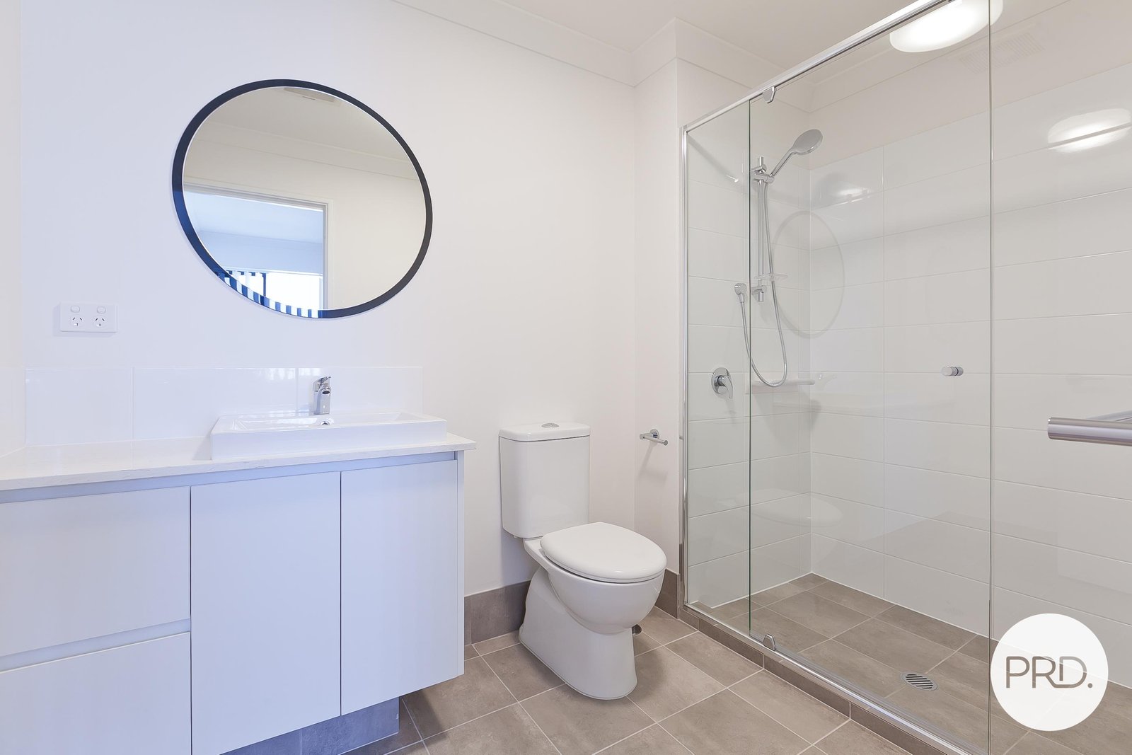 22/1 Glenariff Boulevard CANNING VALE 9