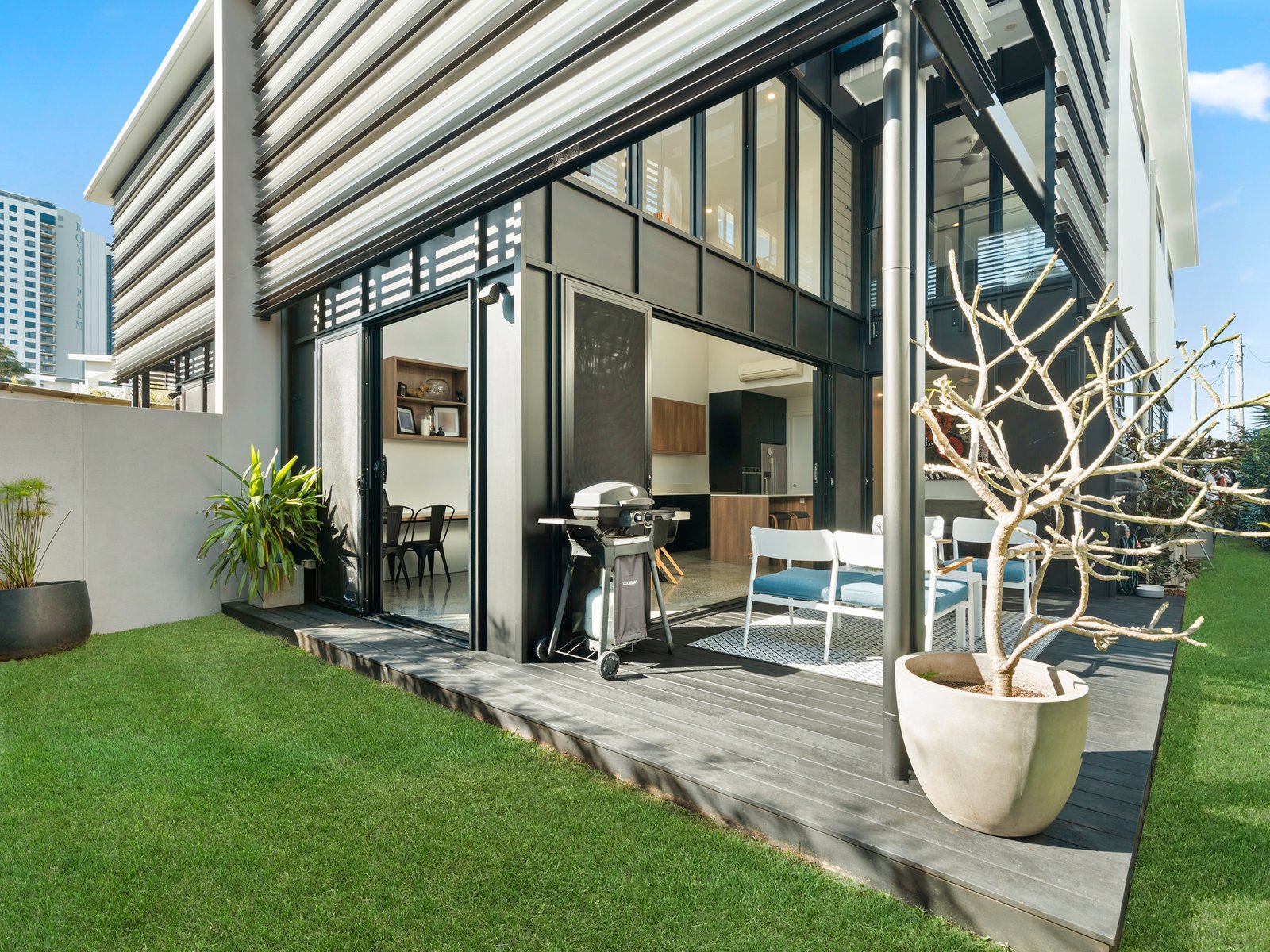 2/21 Hawaii Avenue PALM BEACH 7