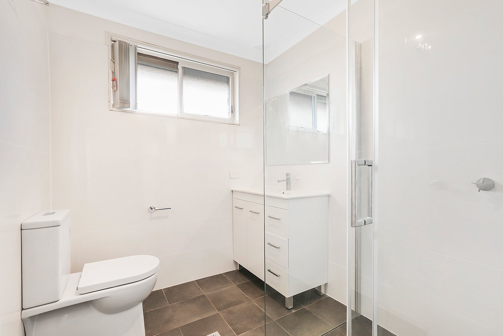 2/21 Kent Road DAPTO 3