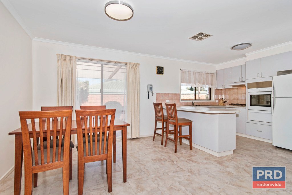 2/21 Mayfield Parade STRATHDALE 3