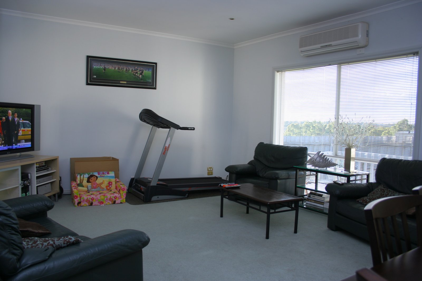 Gallery: 2/21 Nioka Street