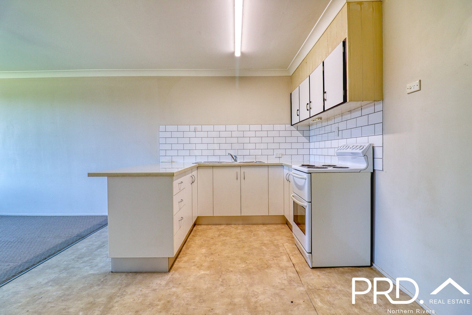 2/21 Phillip Street GOONELLABAH 4