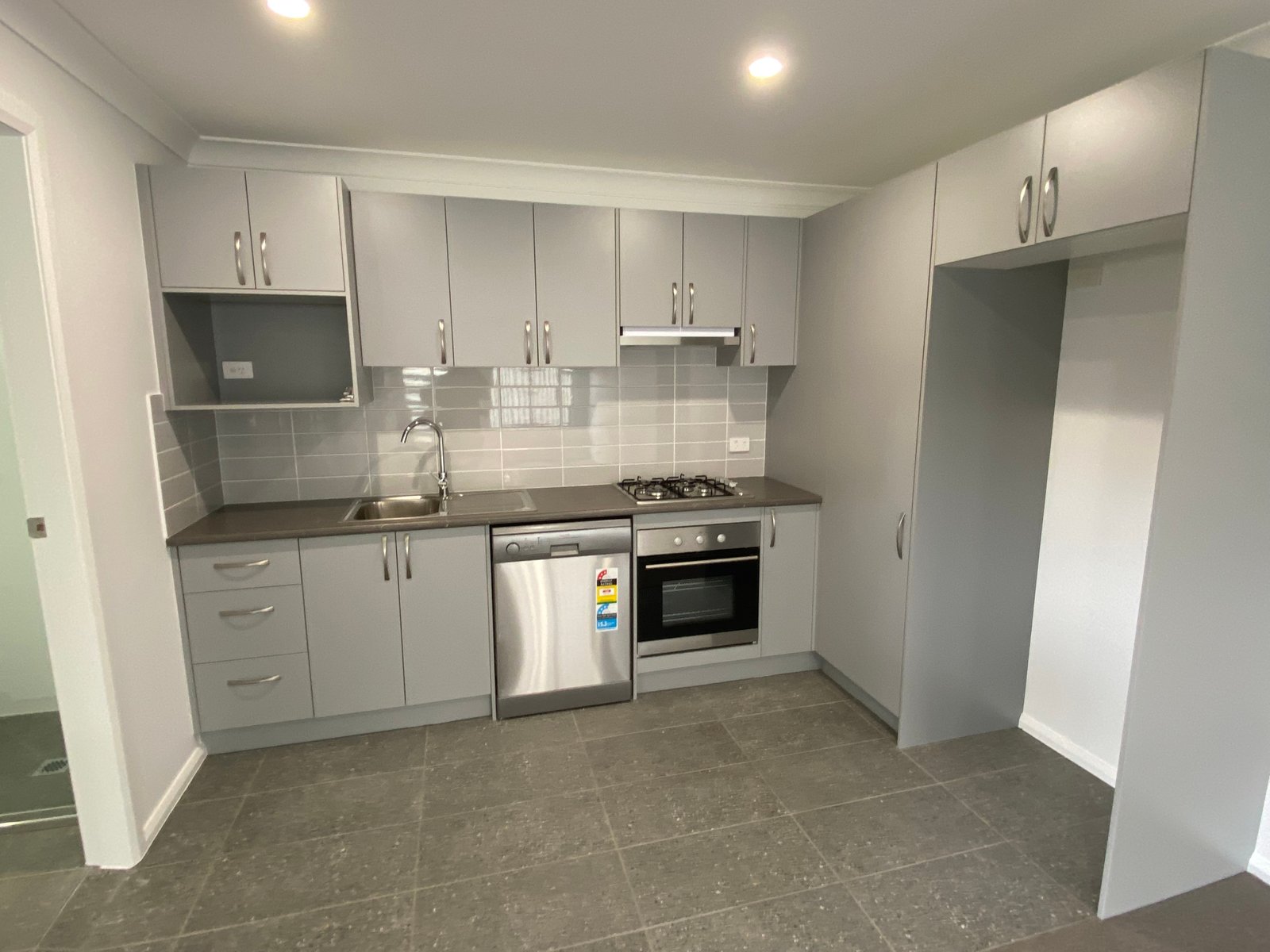 2/21 Reginald Drive TAMWORTH 2