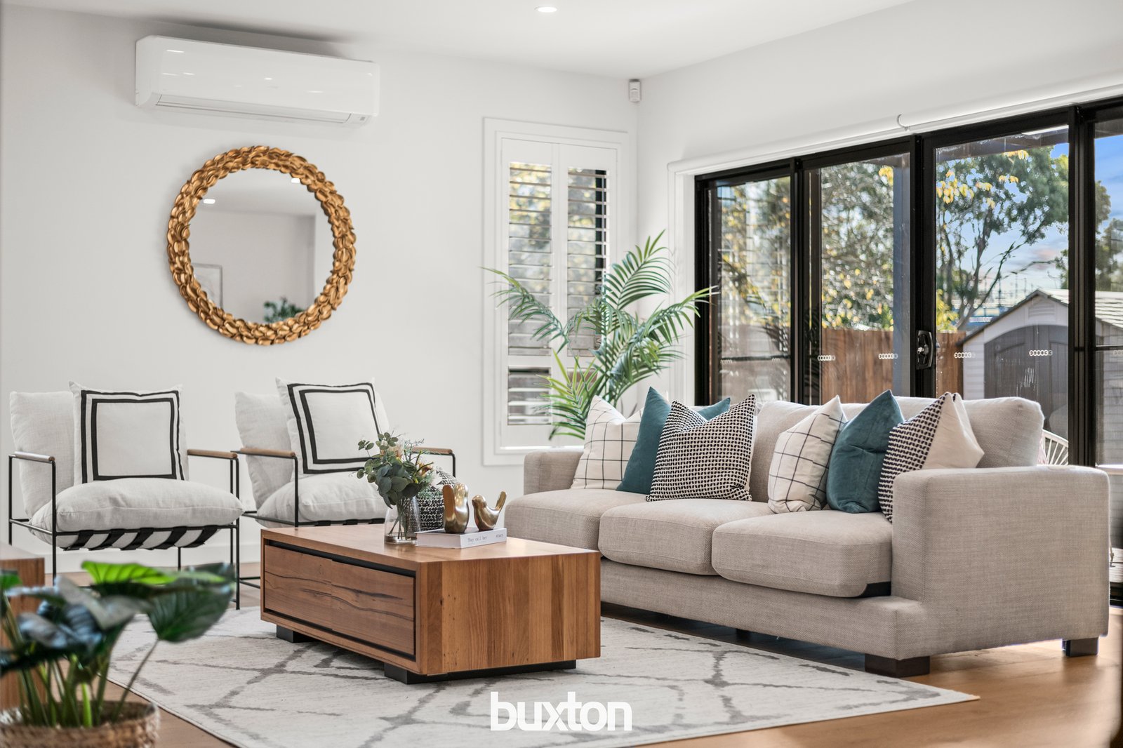 Gallery: 2/21 Roxburgh Road
