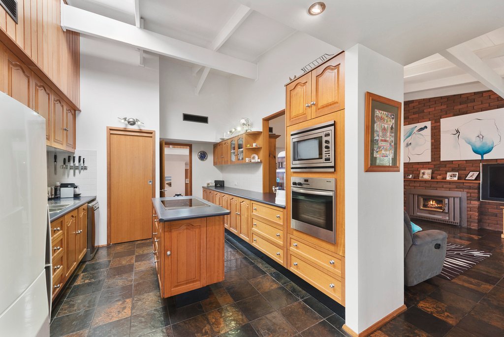 221 Shephards Lane COFFS HARBOUR 11